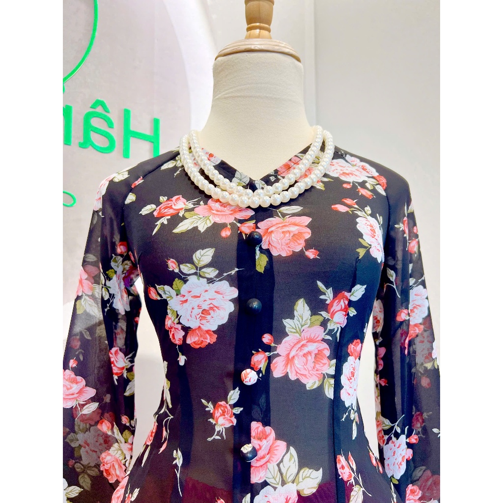 Hân Nguyễn Áo Bà Ba - B.A163 - Áo Bà Ba Voan Hoa ( CHIFFON ) Cổ Tim Dây Kéo Nút Bọc Nụ Tay Dài