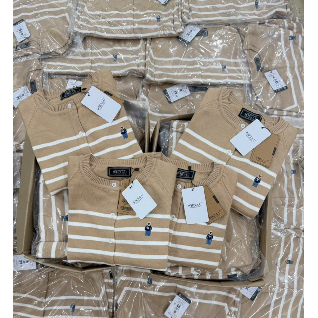 (Mới 2025) Áo cardigan len gấu thêu logo gấu xanh, họa tiết kẻ ngang be trắng nhẹ nhàng hot hit