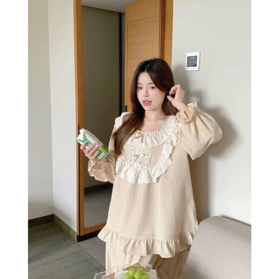 Đồ ngủ nữ, bộ pijama nữ dài tay họa tiết trơn phối ren cổ bèo dễ thương cho nàng diện JUN HCOM26755