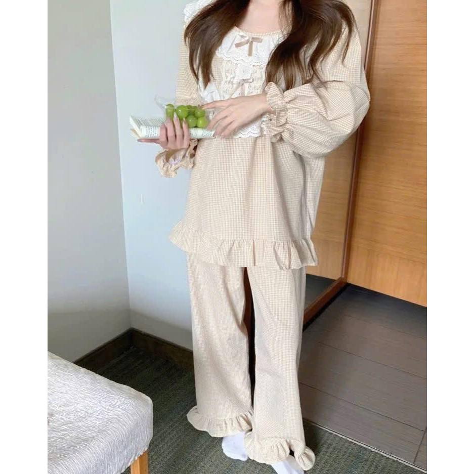 Đồ ngủ nữ, bộ pijama nữ dài tay họa tiết trơn phối ren cổ bèo dễ thương cho nàng diện JUN HCOM26755