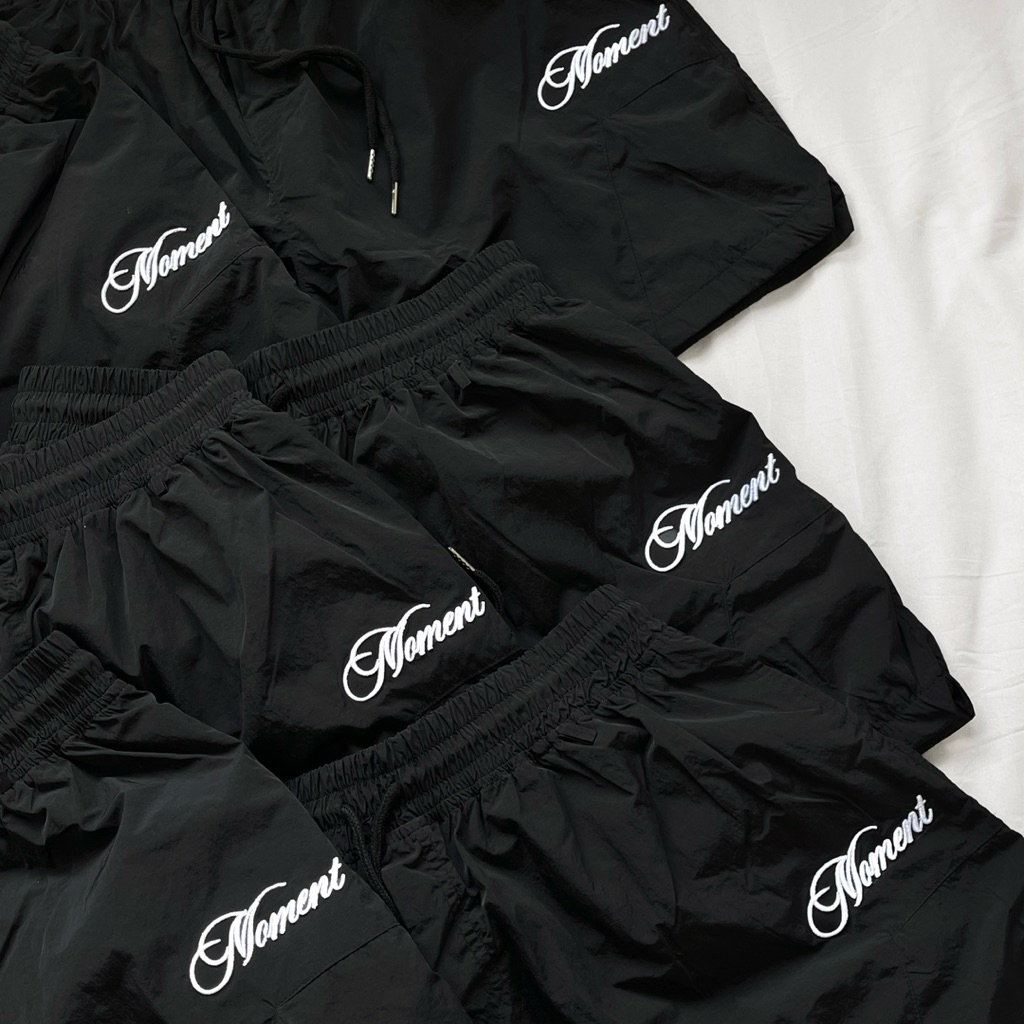Quần Short Dù MOMENT "WRINKLED NYLON SHORTS" Chất Dù Unisex Thể Thao | BigBuy360 - bigbuy360.vn