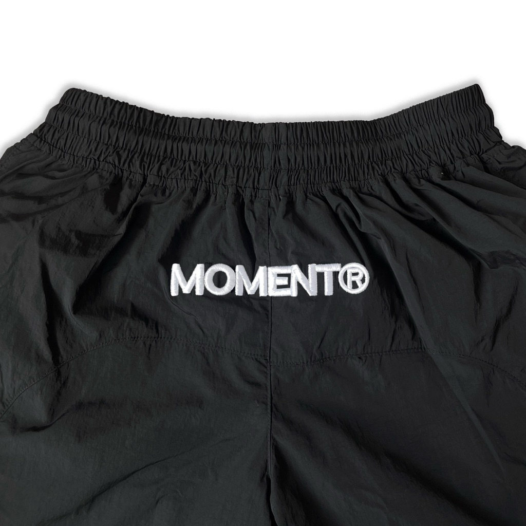 Quần Short Dù MOMENT "WRINKLED NYLON SHORTS" Chất Dù Unisex Thể Thao | BigBuy360 - bigbuy360.vn