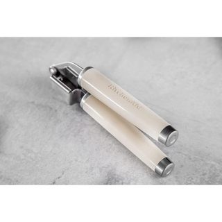 Dụng cụ kẹp tỏi Kitchenaid , chất liệu thép không gỉ chắc chắn, dễ dàng kẹp ép triệt để GermanySnT HCM