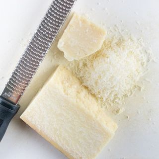 Phô Mai Pháp Parmesan Bột Kiwi Food 100g