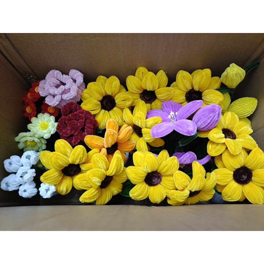 Chậu Hoa Hướng Dương Kẽm Nhung Xinh Xắn