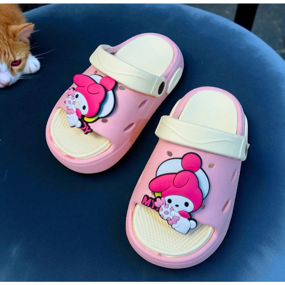 Dép bánh mì quai sau cho bé gái hình Melody sticker XOAY siêu nhẹ êm chân bé