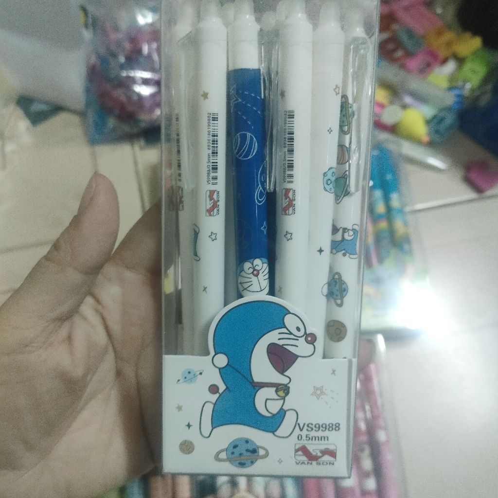Hộp 12 cây Bút bi bấm xóa được mẫu giao ngẫu nhiên