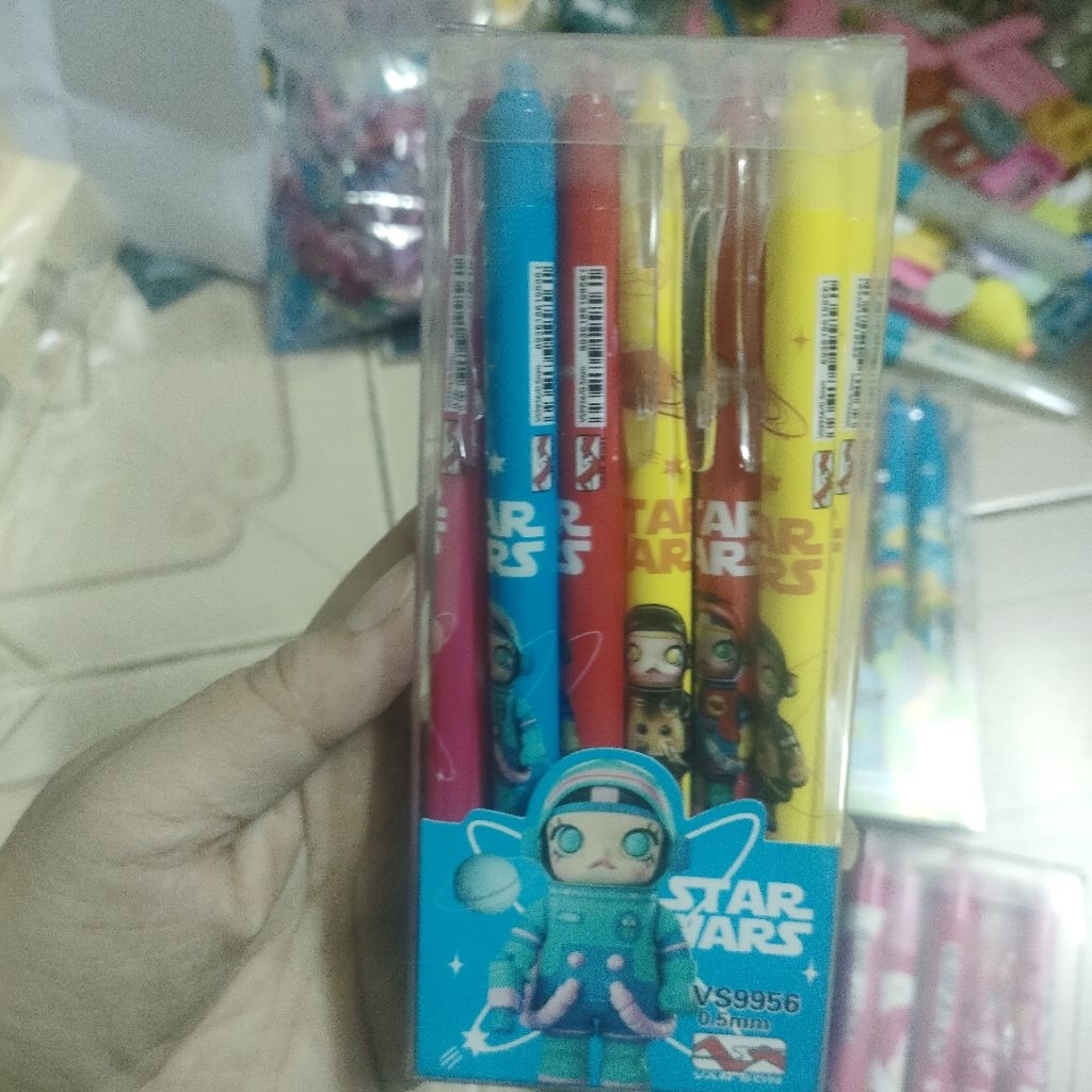 Hộp 12 cây Bút bi bấm xóa được mẫu giao ngẫu nhiên