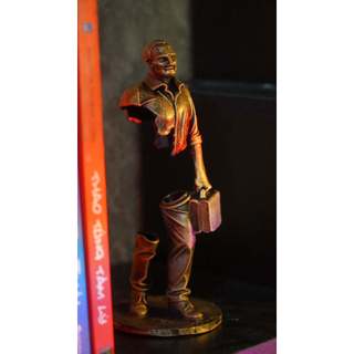 Tượng Khuyết Thủ Công Chất Liệu Resin Giả Đồng Cao 18cm Decor Hoặc Làm Quà Tặng Nghệ Thuật
