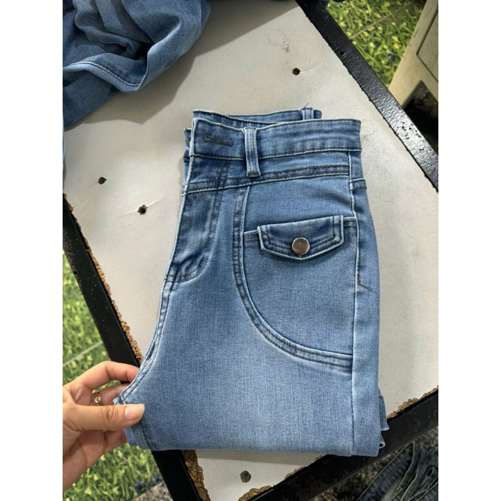 Quần JEans Nữ Lưng Cao Túi Hộp Loe thời Trang tôn dáng