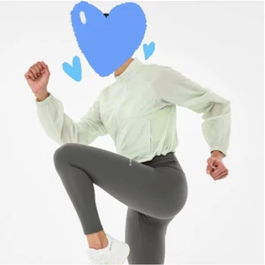 Áo khoác gió thể thao Xexymixx*