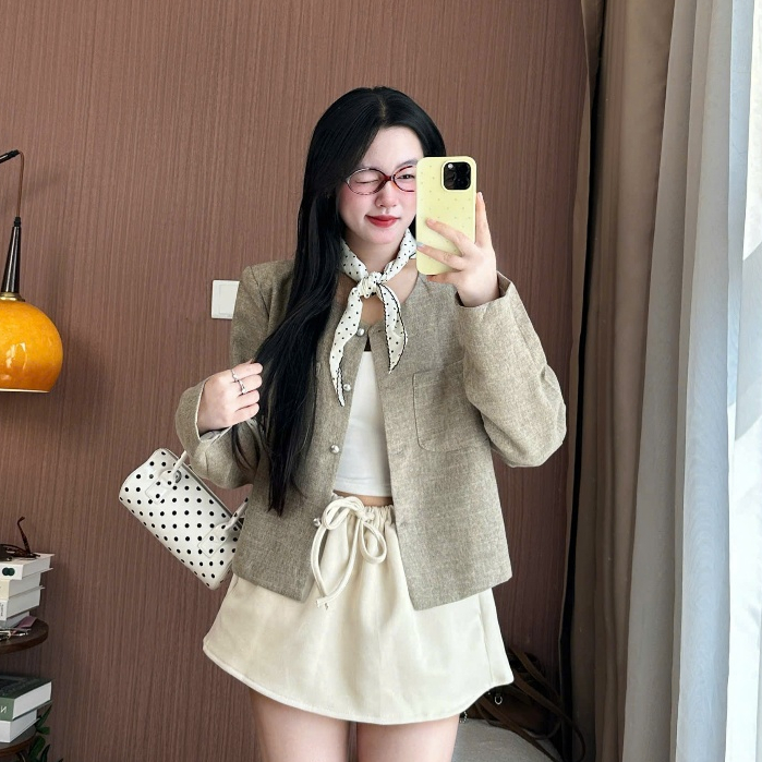 Áo Khoác Tweed Nữ Cổ Tròn Cúc Bạc Túi Vuông Style Hàn Quốc Mặc Thu Đông Form Đẹp Joolate 3532 P2K7