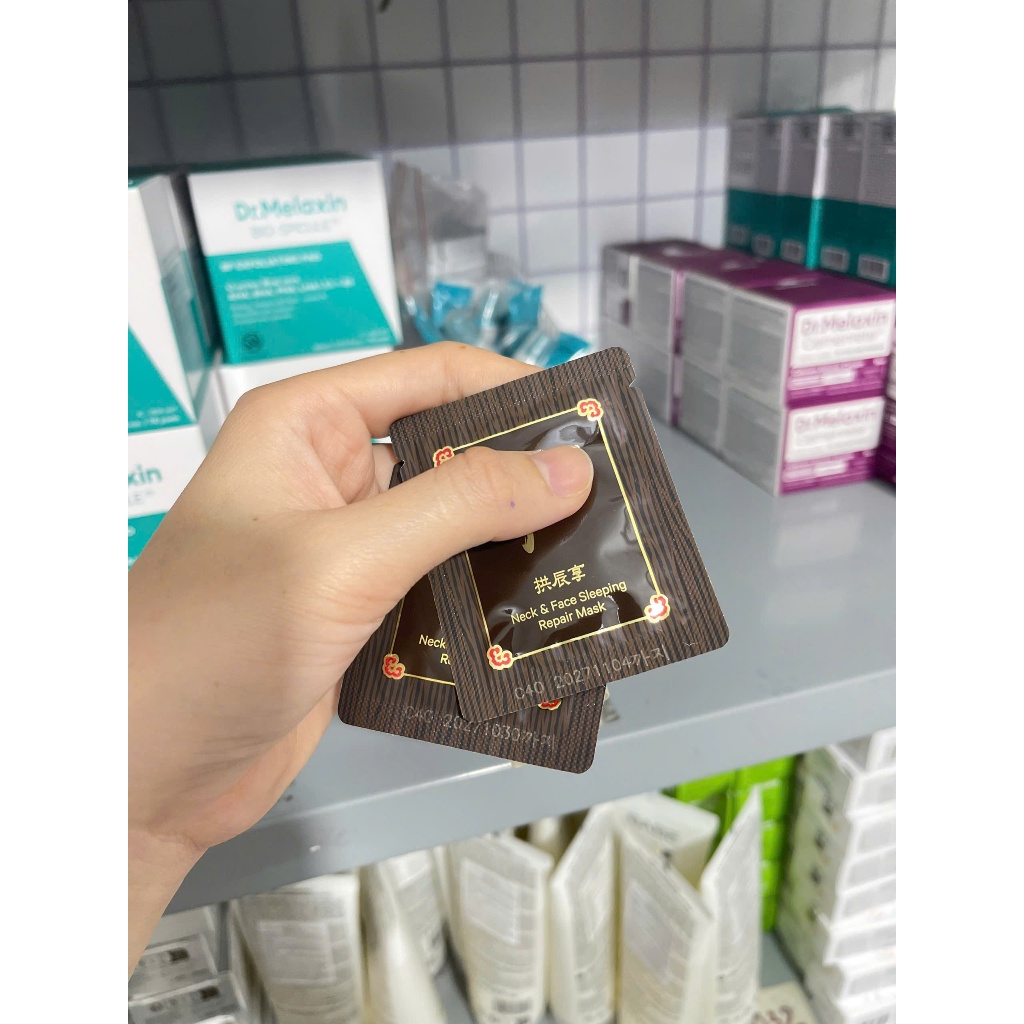 [SAMPLE 2,5ml] Gói mặt nạ ngủ cho mặt và cổ  Whoo Gongjinhyang Neck & Face Sleeping Repair Mask 2.5ml