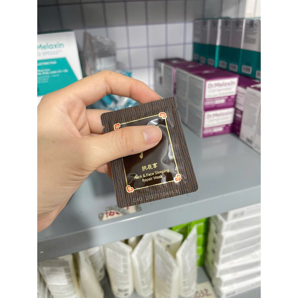 [SAMPLE 2,5ml] Gói mặt nạ ngủ cho mặt và cổ  Whoo Gongjinhyang Neck & Face Sleeping Repair Mask 2.5ml