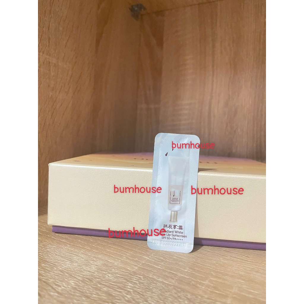 Kem chống nắng Whoo Radiant White Tone Up Sunscreen Nâng Tone Trắng Hồng 1ml (Sample)