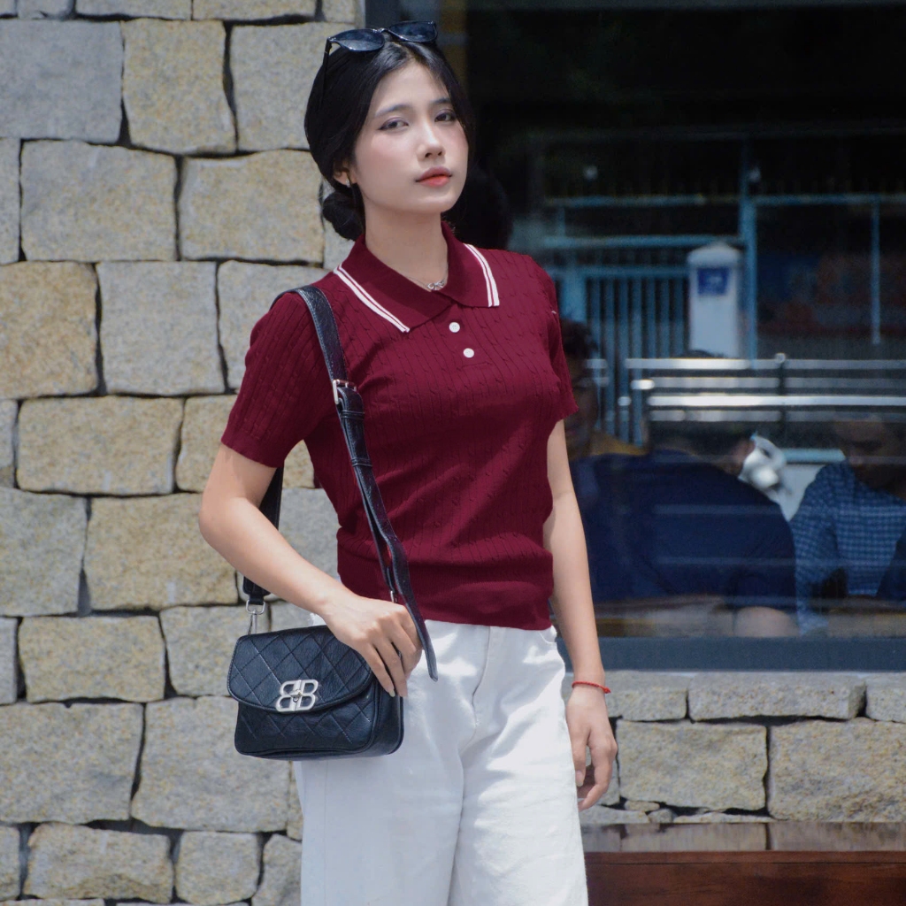 Áo Len Mirage Cổ Viền Trắng Đỏ Local Brand Chất Len Mongtoghi Mềm Mịn Thoáng Mát.