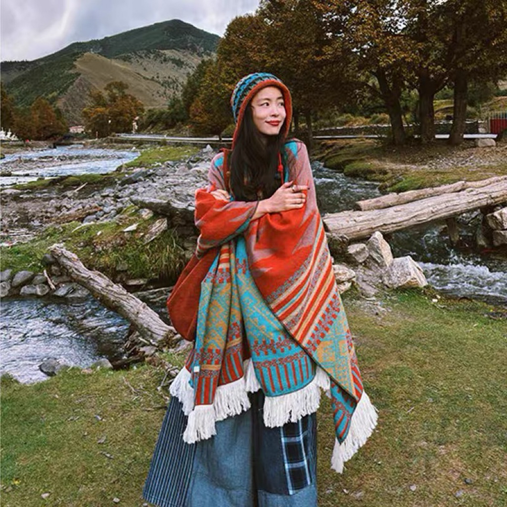Áo Choàng Thổ Cẩm Mã Mới Nhất 2024 Thời Trang Nữ Bohemian