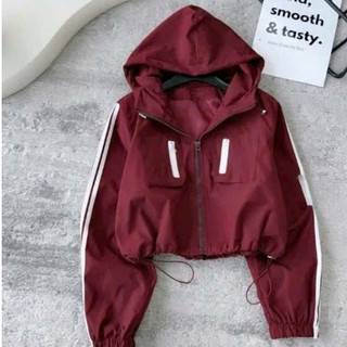 Áo khoác gió Nữ Lót lụa hàng free size viền thể thao mũ liền có túi trong <62kg<1m62, hàng thiết kế shop Long