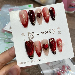 436. nailbox mắt mèo đỏ mix loang, vẽ gel metan vàng