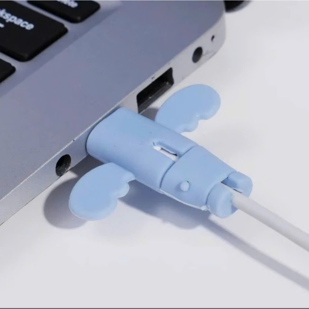 Bảo vệ cáp type C gắn dầu sạc.