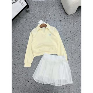 Sét thể thao cổ bẻ kèm chân váy voan mềm