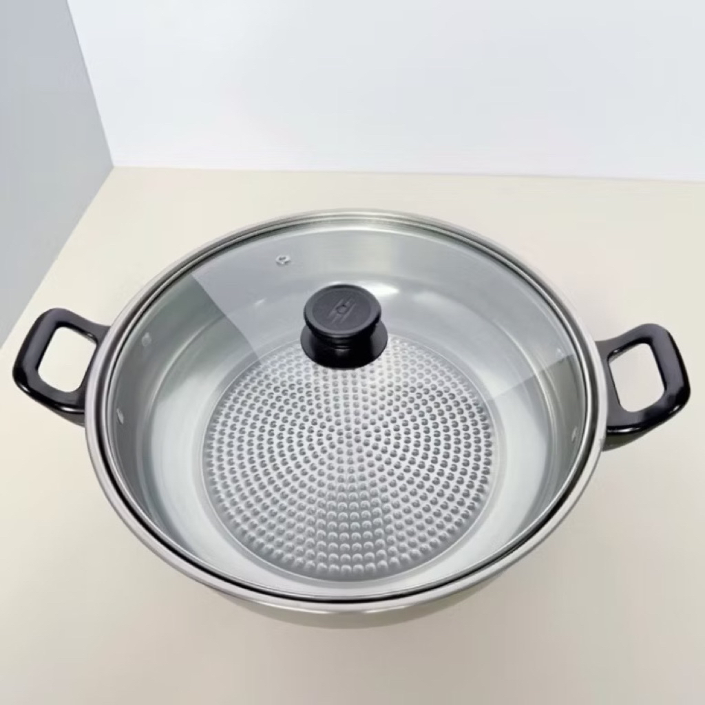 Giảm 60%Nồi Lẩu Inox Nắp Kính 28cm,30cm Thiết Kế Đáy Sần Chống Cháy Quai Cầm Bọc Nhựa Chống Nóng Dùng Cho Mọi Loại Bếp