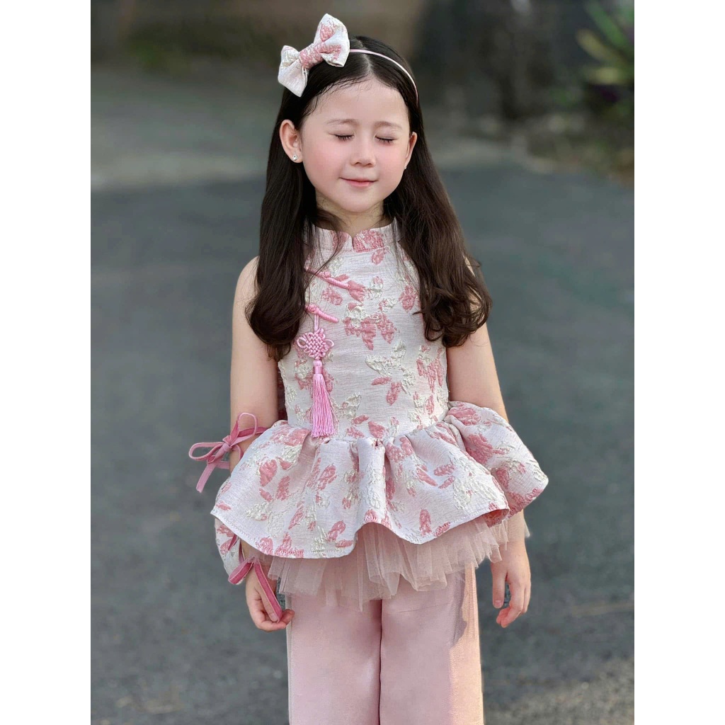 Set bộ áo yếm cổ tàu phối quần lụa cao cấp bé gái, đồ mặc Tết sang chảnh phong cách cho mẹ và bé,sét yếm lụa Tết bé gái
