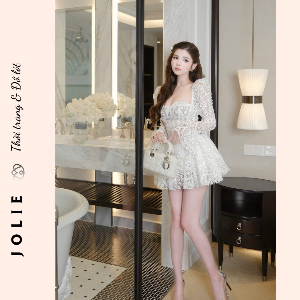 Đầm Thiết Kế JOLIE Đen Ren Cúp Ngực Tay Dài Phối Loa Xòe Ngắn Sexy