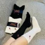 Tất thể thao cao cấp có lớp lót bàn cực êm chất liệu Cotton mềm nhẹ thoáng khí phù hợp chơi các bộ môn thể thao