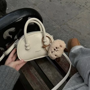 Túi Đeo Chéo Mini 2 Màu Đen Trắng Dễ Phối Đồ - Túi Cầm Tay Nữ Basic Thời Trang - ST267