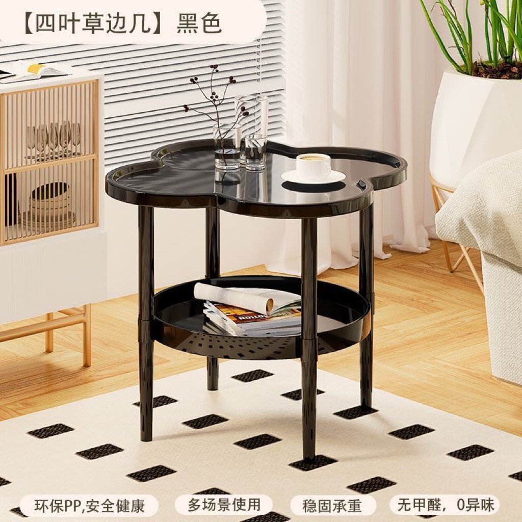 Tủ đầu giường di động phong cách kem sữa dễ thương, thiết kế cỏ bốn lá, tiện đựng đồ và trang trí.