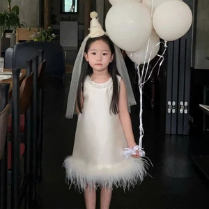 Đầm bé gái trắng dáng suông sát nách phối lông tua rua dễ thương mặc đi chơi dự tiệc chụpảnh,cho bé gái và mẹ từ 13-56kg