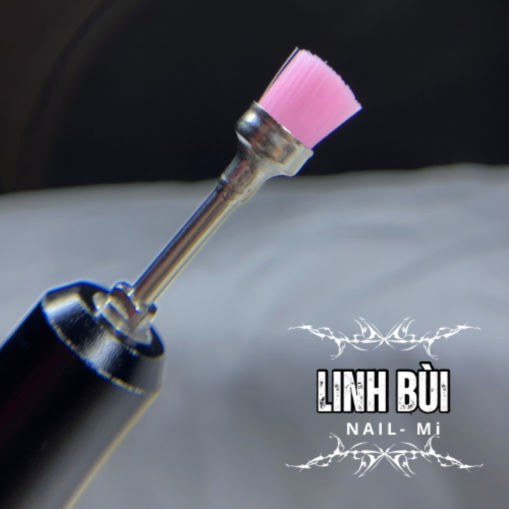 đầu mài vệ sinh bụi bẩn dầu thừa ,quanh bề mặt móng,