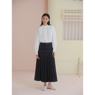 Chân váy OLV xếp ly chất liệu Jeans đứng form Navy Pleated Maxi Skirt dáng xòe thanh lịch
