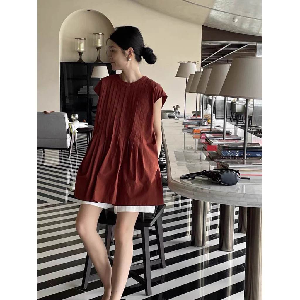 𝗩𝗶𝗰𝘁𝗼𝗿  -  Áo Linen xếp li thủ công xẻ BEELY
