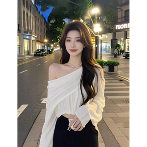 Áo thời trang lệch vai tiểu thư