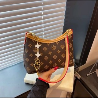 ( Mở Bán ) Túi Xách Đeo Chéo Đeo Vai Lót Nhung Size21 - 25 - 30 . Họa Tiết Hoa Tặng Treo Lịch Sự Sang Trọng ( Hàng Đẹp )