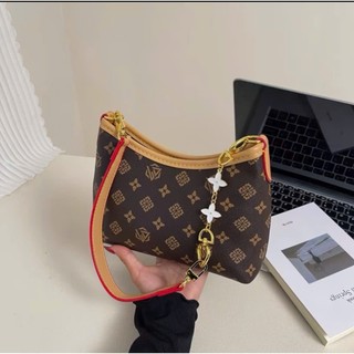 ( Mở Bán ) Túi Xách Đeo Chéo Đeo Vai Lót Nhung Size21 - 25 - 30 . Họa Tiết Hoa Tặng Treo Lịch Sự Sang Trọng ( Hàng Đẹp )