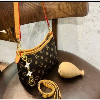 ( Mở Bán ) Túi Xách Đeo Chéo Đeo Vai Lót Nhung Size21 - 25 - 30 . Họa Tiết Hoa Tặng Treo Lịch Sự Sang Trọng ( Hàng Đẹp )
