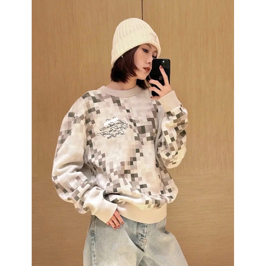 ⚡️[Hight Quality] Áo Len Nam Nữ 1 \/ Marqu De11p Sweater - Điểm Nhấn Kẻ Caro Màu Sắc Đối Xứng Cao Cấp Phối CHữ Thêu