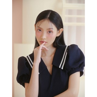 Đầm OLV cổ V thủy thủ dáng chiết eo năng động Navy Puff Sleeves Sailor Dress phù hợp đi chơi đi làm