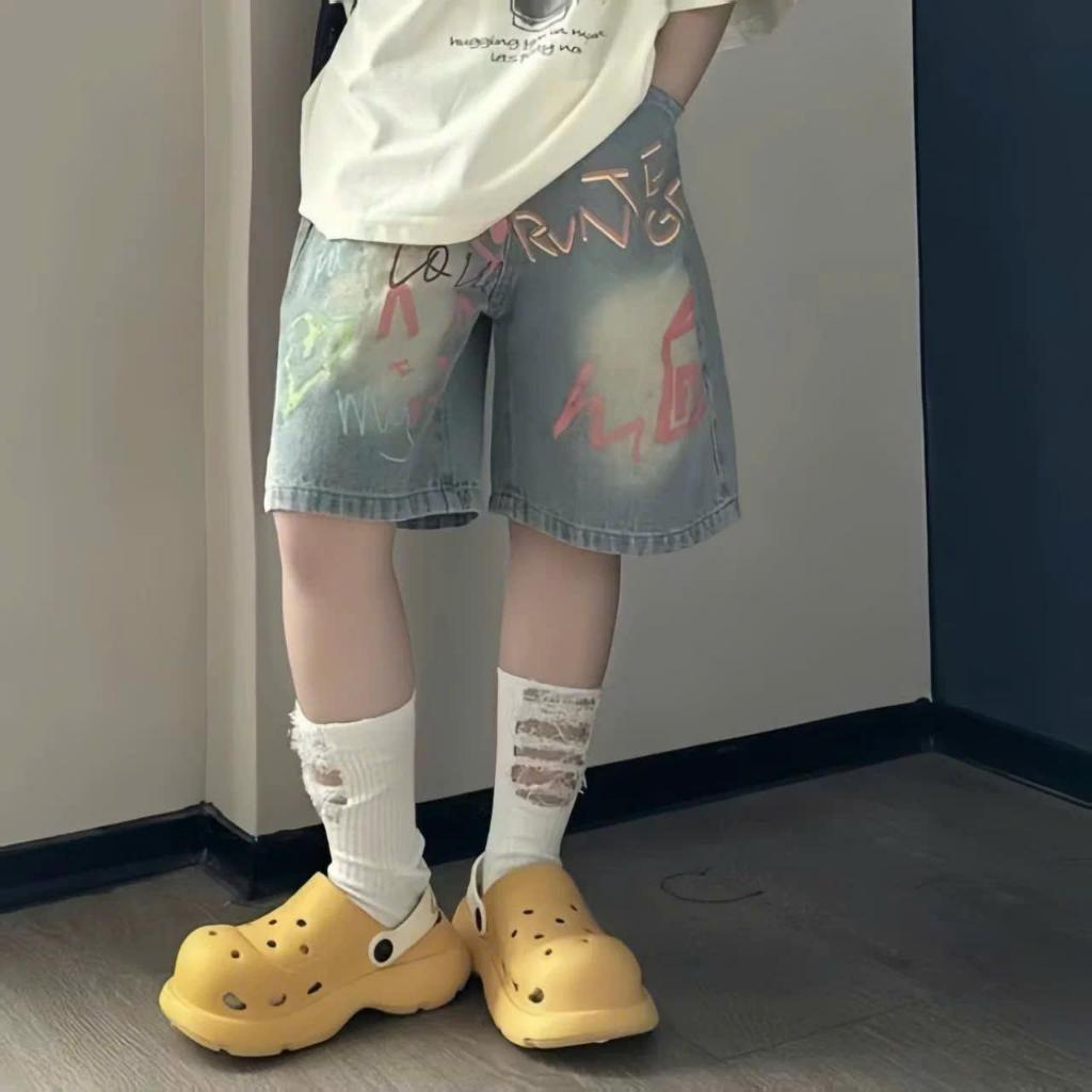 Set đồ thời trang cá tính cho bé - Năng động & Sành điệu Áo thun oversize cotton mềm mại Quần short jeans