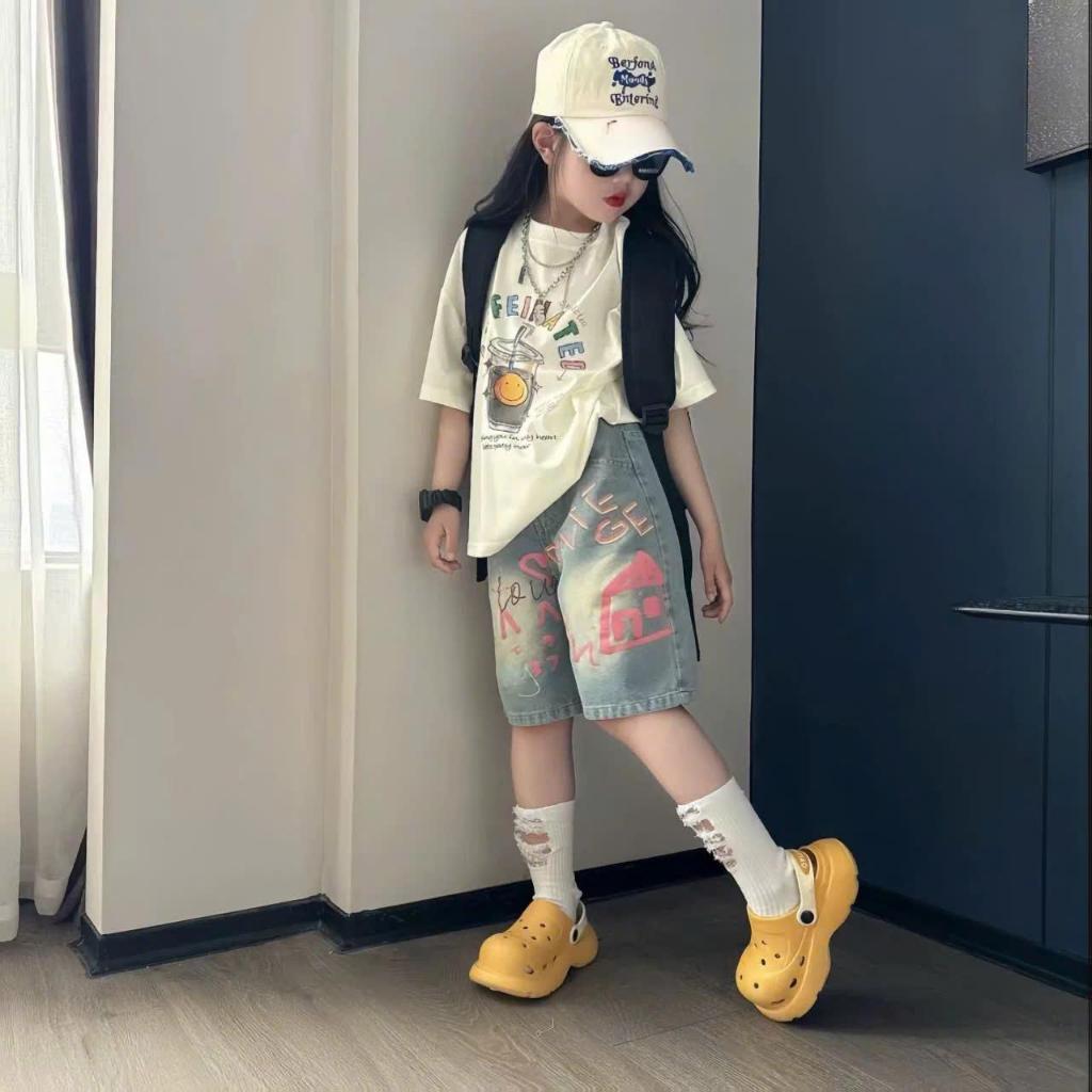 Set đồ thời trang cá tính cho bé - Năng động & Sành điệu Áo thun oversize cotton mềm mại Quần short jeans