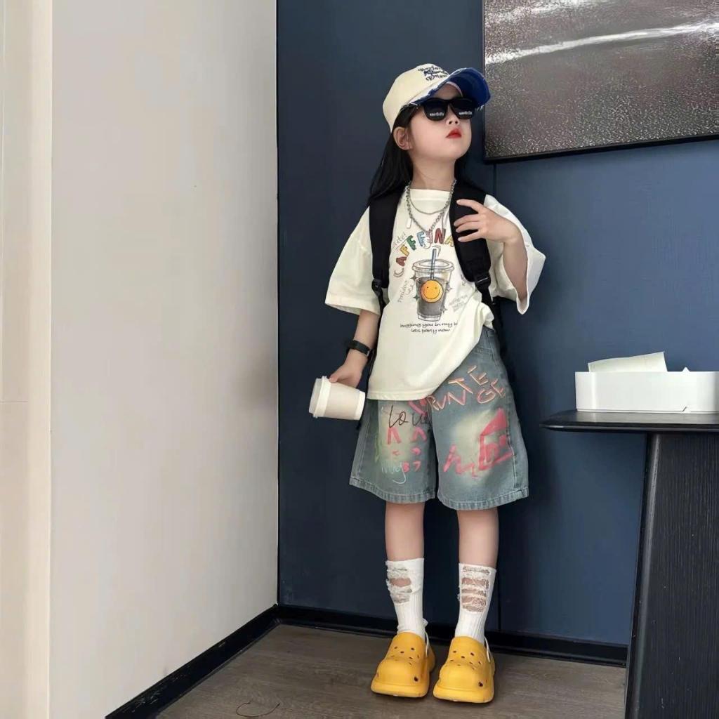 Set đồ thời trang cá tính cho bé - Năng động & Sành điệu Áo thun oversize cotton mềm mại Quần short jeans