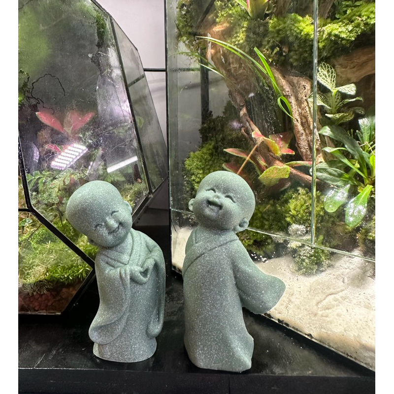 Tượng chú tiểu cười đá cao cấp - decor trưng bày, terrarium