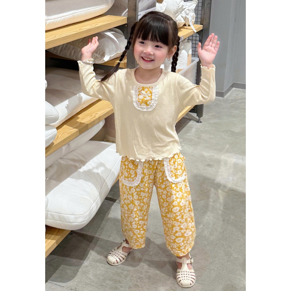 Set bộ dài tay bé gái Miniumbaby, set bộ thu đông bé gái ngực đính nơ hoa chất cotton mềm mịn SB2569