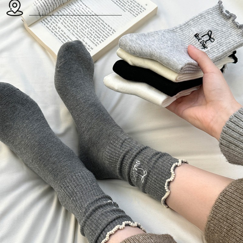 Tất Trắng Phong Cách Ba Lê Cho Nữ Ins Phong Cách Ngọt Ngào Và Đa Năng Xu Hướng Đơn Giản Nhỏ Tươi Tất Mỏng