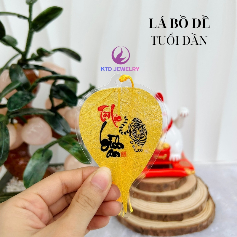 Lá Bồ Đề KATEDA 12 Con Giáp Tài Lộc Lá Nhũ Để Ví Tiền, Ốp Điện Thoại, Treo Ô Tô 6x9cm