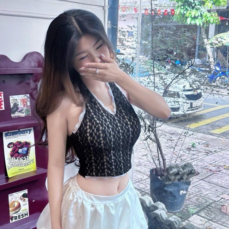 Tiany AT017: Áo cổ chữ V ôm body ren hở lưng gợi cảm | BigBuy360 - bigbuy360.vn
