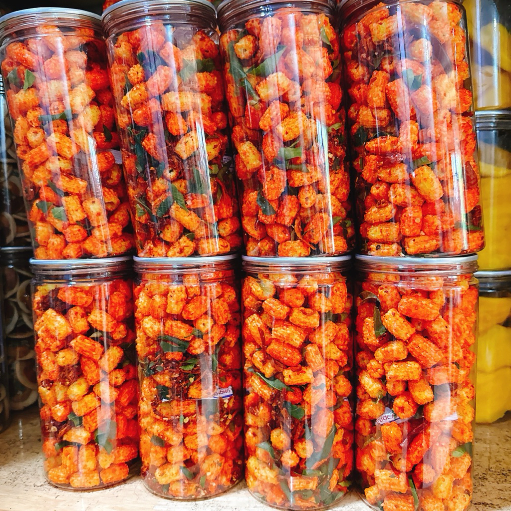 Nui Sen Lăc Khô Bò Sấy Lá Chanh loại 1 đặc biệt -1lon pet 320gr